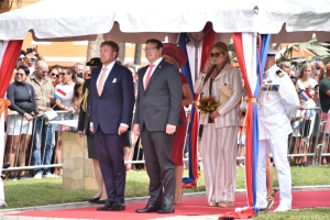 Famia Real a yega Aruba dialuna mainta 