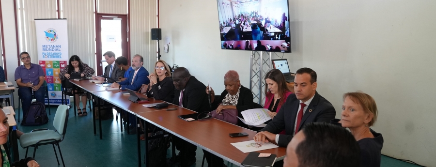 Agencianan di Nacionnan Uni a reuni cu GO'S y NGO'S na Aruba pa contribui na nos progreso 
