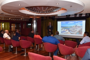 Delegacion di Aruba a keda invita pa un recorida riba barco di Carnival Cruise lines