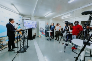 Triple A NV  a tene inspeccion na area di construccion di aeropuerto conoci como proyecto Gateway 2030  