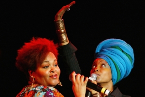 Jill Scott, The Roots y Lucky Daye ta e artistanan pa Soul Beach Festival e aña aki