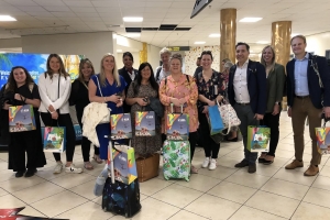 Riba vuelo inaugural di British Airways, tour operadornan Ingles a bin conoce Aruba