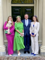Bista fotografico di celebracion di Dia di Rey cu Famia Real 