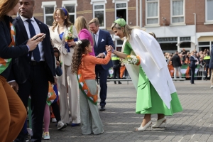 Bista fotografico di celebracion di Dia di Rey cu Famia Real 