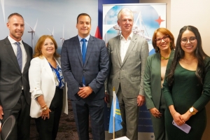 Minister di Aruba a efectua apertura di ‘Aruba Office’ na ‘Holland House’ na Colombia  