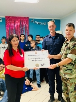 Fundacion Muchila Creativo a recibi donacion di Marinierskazerne Savaneta
