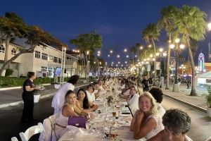 Di 5 edicion di Long Table Aruba a genera 60 mil dollar pa 6 fundacion di Aruba ! 