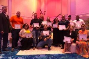 Prome grupo di trahadonan di Wind Creek Aruba a pasa nan prome examen di ingles