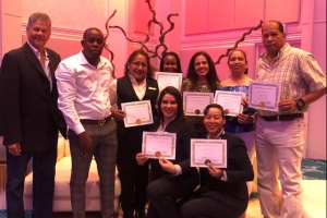 Prome grupo di trahadonan di Wind Creek Aruba a pasa nan prome examen di ingles