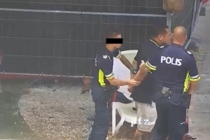 Polis a logra gara bendedor di droga riba hotel strip na Palm Beach