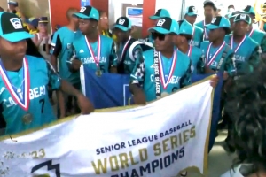Seleccion Campeon Mundial di baseball Senior League di Corsou a yega nan isla bek!  