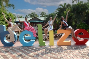 Miss Universe Belize a welcome Miss Universe 2022 y miss Universe Aruba 2022 durante bishita di Carnival Vista na e pais   