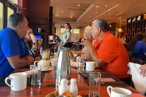 The Ritz- Carlton Aruba tabata anfitrion pa prensa local dialuna 
