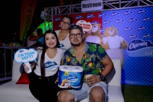 Charmin cu experiencia VIP durante concierto Celebrando Bida
