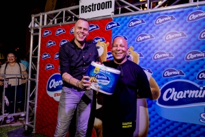 Charmin cu experiencia VIP durante concierto Celebrando Bida
