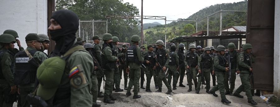Militarnan Venezolano a tuma mando bek di prizon den man di banda criminal 