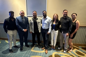 Pelotero Chadwick Tromp ta participa den competencia Proline Baseball Aruba 