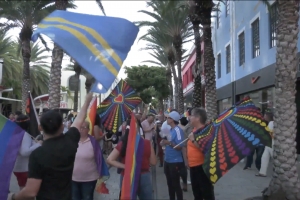 Grupo Orguyo a tene nan caminata di inclusion den Caya Grandi