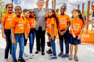 Prinsesa Beatrix a inicia su bishita na Aruba awe mainta