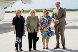 Prinsesa Beatrix a inicia su bishita na Aruba awe mainta
