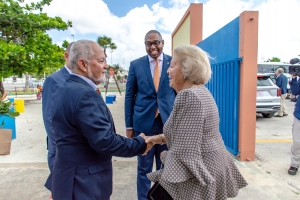 Prinsesa Beatrix a inicia su bishita na Aruba awe mainta