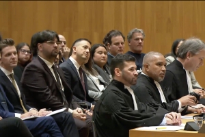 Heering: Den caso di matrimonio mesun sexo, corte a viola e separacion di poder 