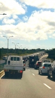 Accidente cu tres auto riba Watty Vos Boulevard a causa caos den trafico