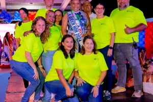 Pa prome bes Hospital tin su reina di carnaval, Darlene Laveist pa Carnaval 70 