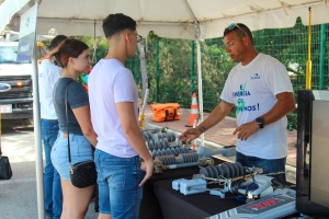 Pueblo di Aruba a siña hopi di trabou di Elmar durante nan Open Dag   