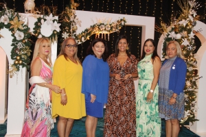Women's Club of Aruba a instala diez miembro nobo