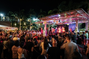 E inicio di e temporada cu mas ambiente na Merry Merry Marketplace