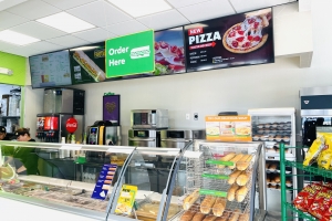 Subway Boulevard a habri su porta awe den Antraco Plaza