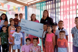 AHATA a haci donacion na dos centro di cuido di mucha