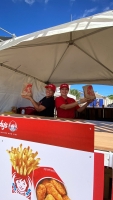 Wendy’s Aruba a impacta cu su prome Pop Up riba ruta di Carnaval