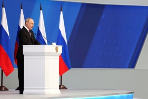 Presidente di Rusia ta menasa cu guera nuclear den discurso annual 