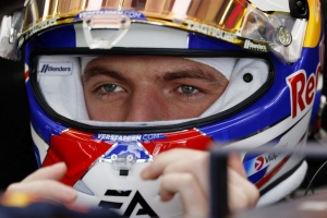 Temporada F1 a cuminsa, y faborito Max Verstappen no tabata mucho contento cu su auto