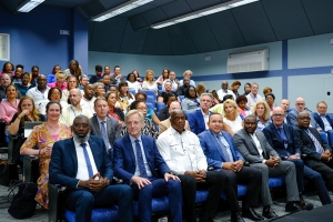Conferensia di trabou di SEA pa stimula exito den estudio di studiante Caribense
