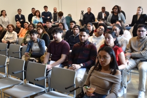 Arubahuis a tene un ‘Ban Topa’ cu studiantenan na Den Haag   