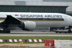 Un morto y varios herido riba buelo di Singapore Airlines debi na turbulencia teribel 