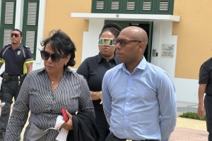 Groeneveldt sentencia pa maltrato di cacho cu trabou comunitario y multa 