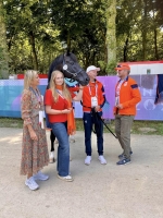 Famia Real animando atletanan di Hulanda na Olimpiada na Paris 