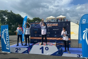 Speedworx BMX Team Aruba a gana premio den competencia na El Salvador 