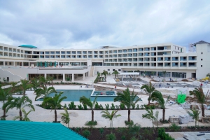Premier Wever-Croes: Iberostar Hotel ta habri prome di december 2024 cu 140 camber
