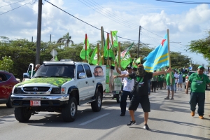 Completo cu un parada chikito y brassband, Wendrick Cicilia (AVP) a vota na Pos Chiquito 