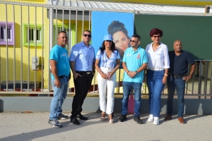 Marisol Tromp(MAS) tabata ultimo lider pa deposita su voto riba dia di eleccion