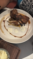 Grupo di prensa e experencia un Sunset Grille ‘transforma’ na Hilton Aruba  