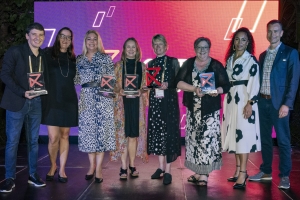Aeropuerto di Aruba ta gana un 'Routes Americas Award' atrobe!   