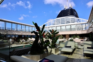 ATA y APA a yama bonbini na barco crucero Explora II cu e bishita inaugural na Aruba