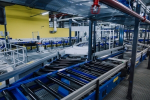 Benschop: Ta spera di tin e terminal nobo (US departures) di aeropuerto, operacional na mei 