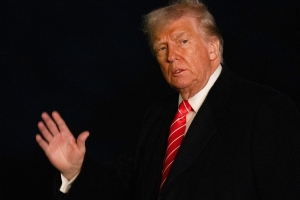 Trump: Invoerrechten adicional pa paisnan cu ta cumpra petroleo for di Venezuela